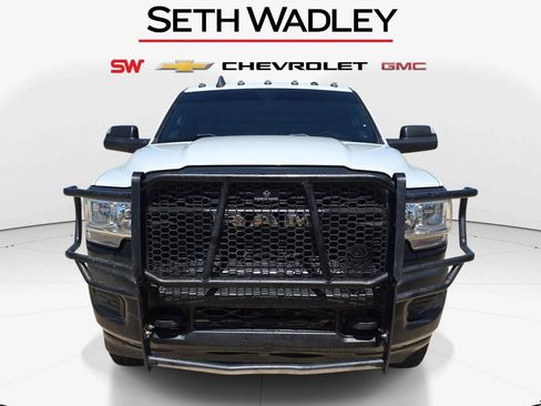 Used 2022 RAM 3500 Tradesman AWD/4WD image 2