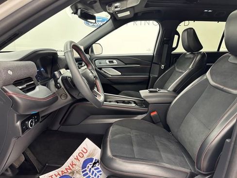 Certified 2025 Ford Explorer ST image 22