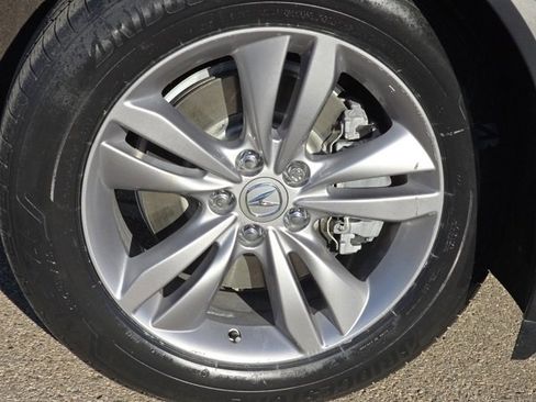 Used 2023 Acura MDX SH-AWD image 17