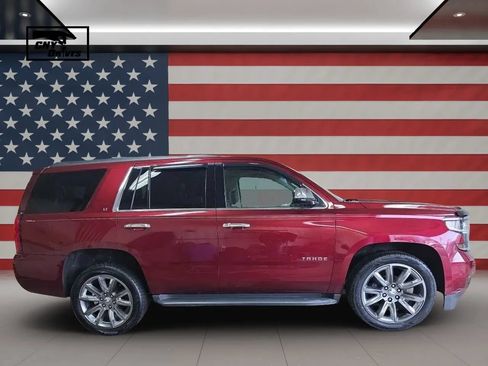 Used 2018 Chevrolet Tahoe LT w/ Luxury Package AWD/4WD image 4