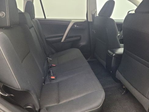 Used 2017 Toyota RAV4 XLE image 19