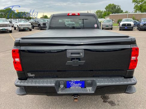 Used 2017 Chevrolet Silverado 1500 LT w/ All Star Edition AWD/4WD image 4