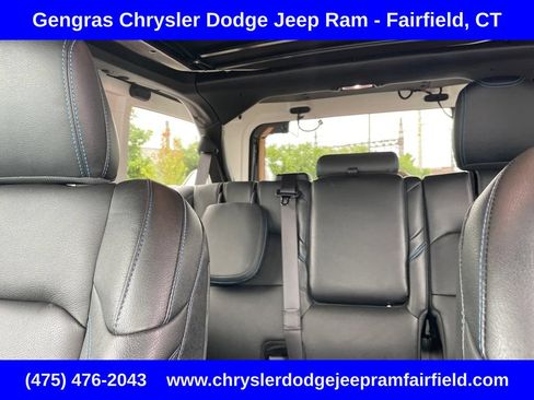 Used 2024 Jeep Wrangler Unlimited AWD/4WD image 59