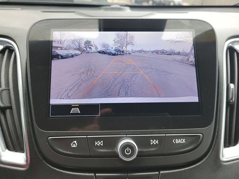 Used 2024 Chevrolet Malibu LT image 24