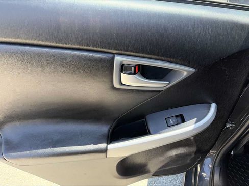 Used 2013 Toyota Prius Three FWD image 12