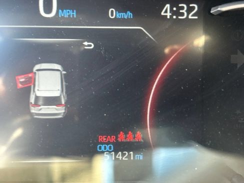 Used 2025 Toyota RAV4 LE FWD image 11