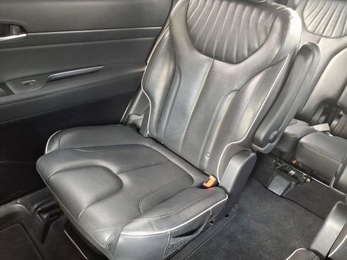 Used 2023 Hyundai Palisade Limited image 22