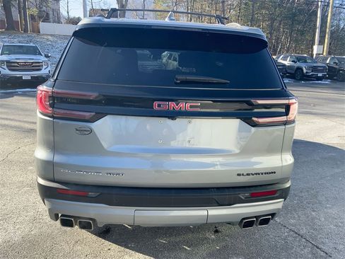 Used 2024 GMC Acadia Elevation image 39