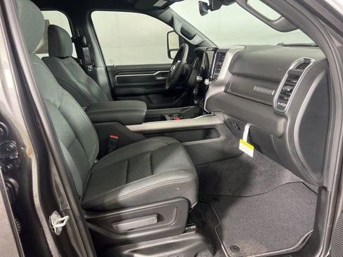 New 2026 RAM 1500 Big Horn AWD/4WD image 12