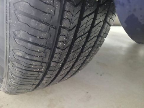 Used 2013 Chevrolet Cruze LS image 17