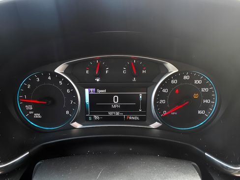 Used 2018 Chevrolet Equinox LT w/ Sun & Infotainment Package image 18