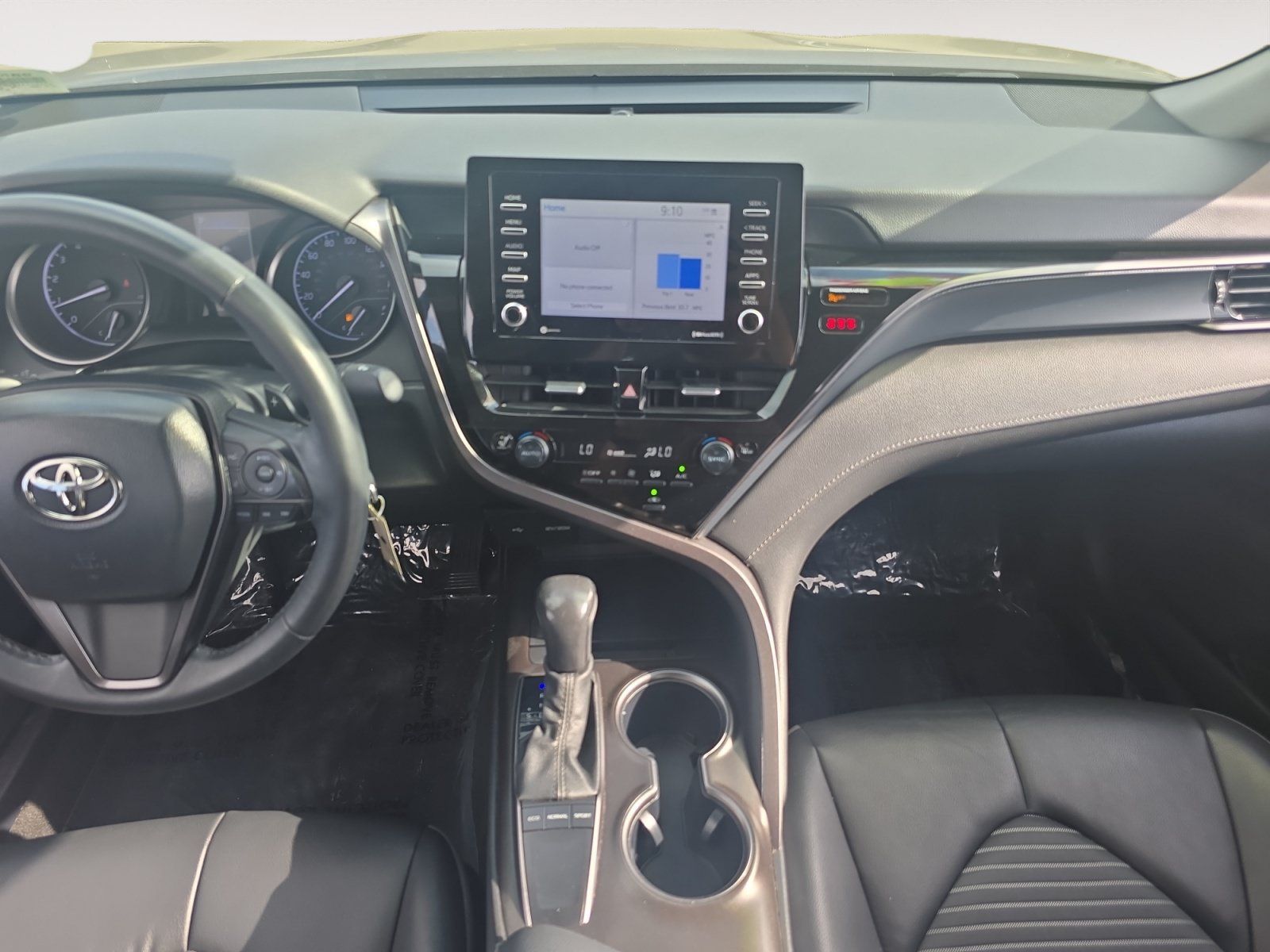 Certified 2024 Toyota Camry SE FWD image 10