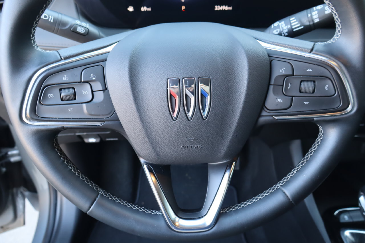 Used 2024 Buick Encore GX Preferred FWD image 11