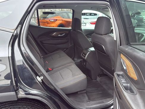 Used 2018 GMC Terrain SLE w/ Driver Convenience Package image 26