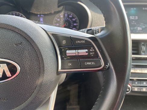 Used 2019 Kia Optima S image 17