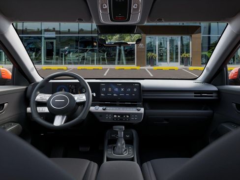 Used 2025 Hyundai Kona SEL FWD image 11