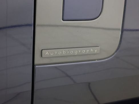 Used 2023 Land Rover Range Rover Long Wheelbase Autobiography AWD/4WD image 18