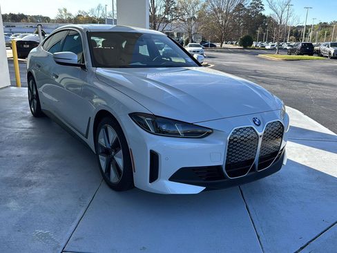 New 2026 BMW i4 eDrive40 w/ Premium Package image 6