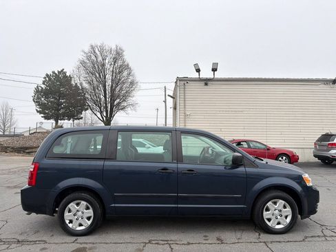 Used 2008 Dodge Grand Caravan SE image 5