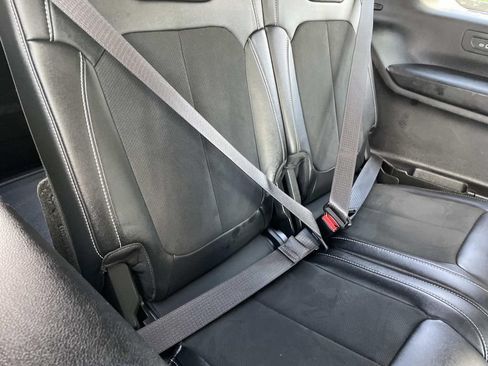 Used 2021 Jeep Grand Cherokee L Laredo RWD image 28