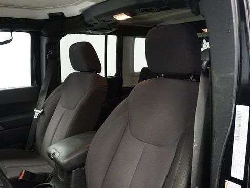 Used 2014 Jeep Wrangler Unlimited Sport w/ Quick Order Package 24S image 32
