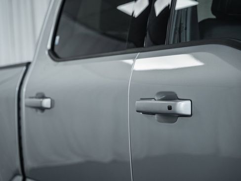 Certified 2023 Ford F150 Lariat w/ Equipment Group 502A High image 15