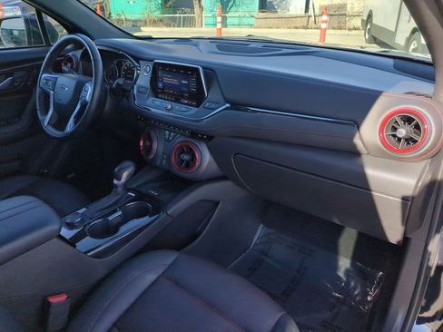 Used 2021 Chevrolet Blazer RS w/ Enhanced Convenience Package image 20