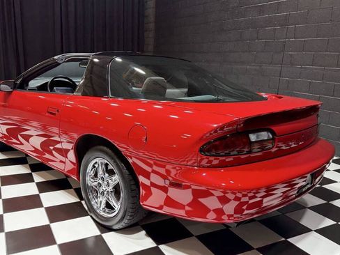 Used 1998 Chevrolet Camaro Z28 w/ Preferred Equipment Group 2 RWD image 8