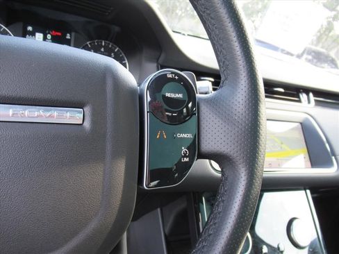 Used 2020 Land Rover Range Rover Evoque R-Dynamic S image 19