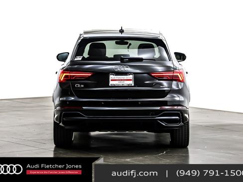 Used 2021 Audi Q3 2.0T Premium Plus w/ Premium Plus Package image 3