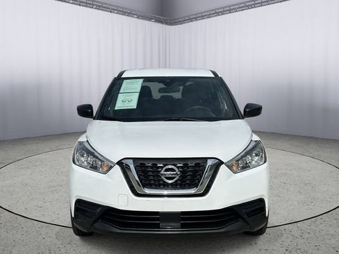 Used 2020 Nissan Kicks S FWD image 4