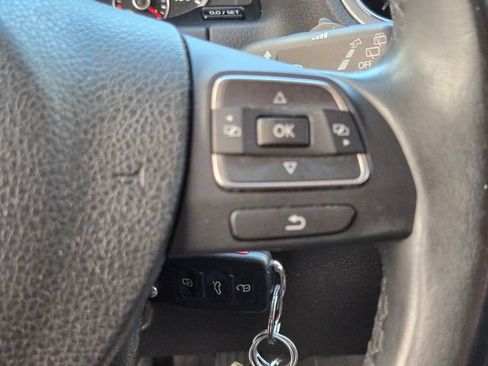 Used 2015 Volkswagen Tiguan S FWD image 24