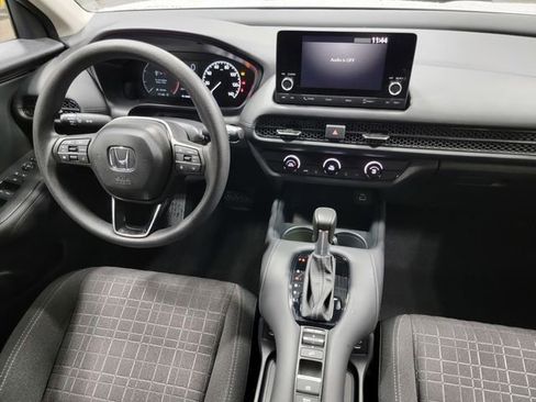 Certified 2025 Honda HR-V LX image 31