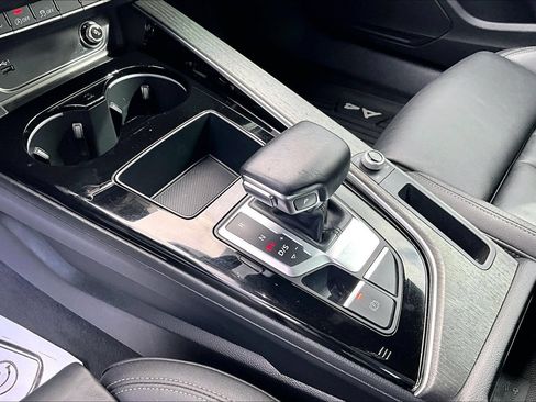 Used 2020 Audi A4 2.0T Premium AWD/4WD image 18