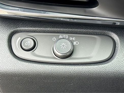 New 2026 Buick Envista Preferred w/ Convenience I Package FWD image 10