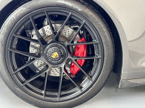 Used 2018 Porsche 911 Carrera GTS image 28