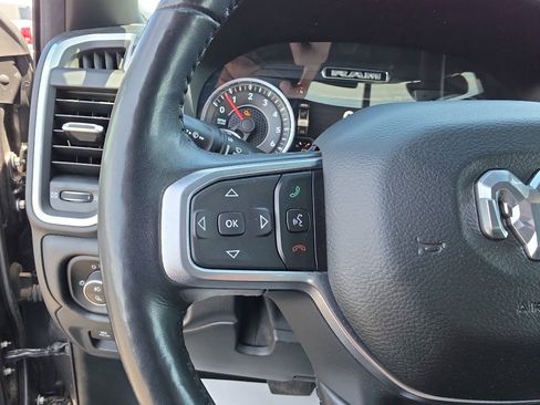 Used 2020 RAM 1500 Laramie w/ Sport Appearance Package AWD/4WD image 13