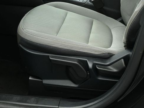 Certified 2020 Ford Escape S FWD image 11