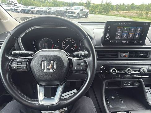 Used 2025 Honda Pilot EX-L image 28