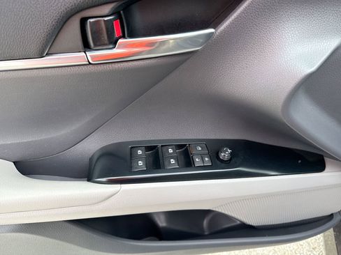 Certified 2020 Toyota Camry LE FWD image 15