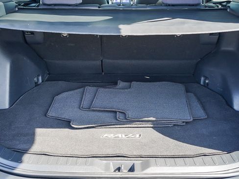 Certified 2025 Toyota RAV4 XLE image 30