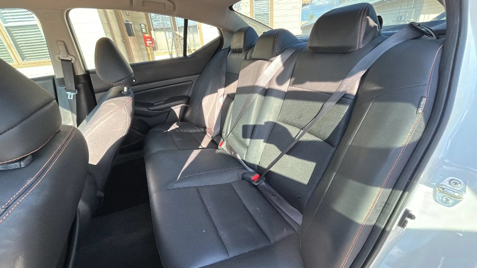 Used 2020 Nissan Altima 2.5 SR FWD image 10