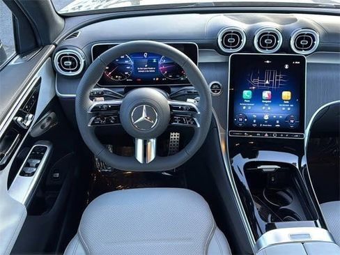 New 2026 Mercedes-Benz GLC 300 4MATIC image 11