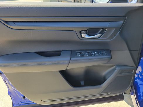 Used 2024 Honda CR-V EX image 18