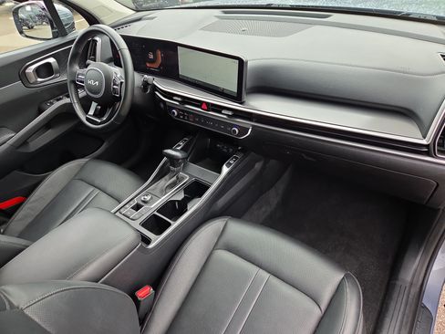 Used 2024 Kia Sorento S w/ Panoramic Sunroof Package FWD image 17
