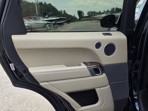 Used 2015 Land Rover Range Rover Sport HSE AWD/4WD image 16