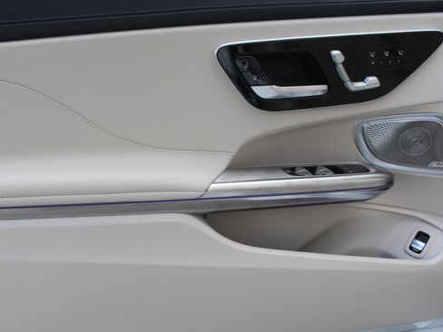 New 2026 Mercedes-Benz CLE 450 4MATIC Cabriolet image 13