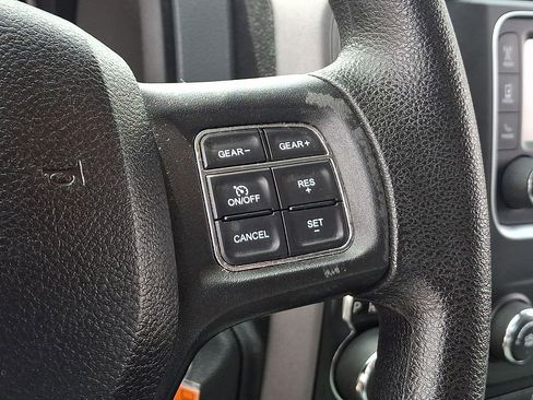 Used 2017 RAM 1500 Express w/ Express Value Package AWD/4WD image 22