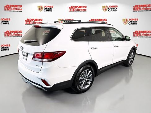 Used 2017 Hyundai Santa Fe SE w/ Cargo Package AWD/4WD image 14