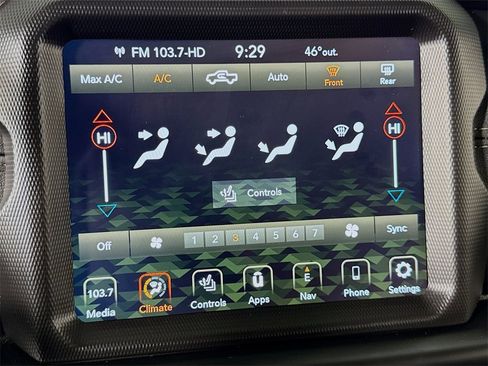 Used 2021 Jeep Gladiator Overland w/ Popular Equipment Package image 39